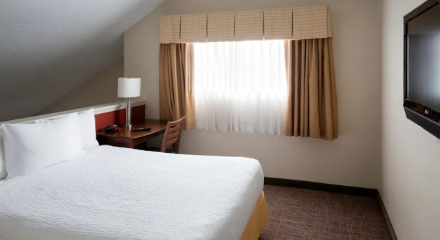 Fairfield Inn Kansas City Downtown/Union Hill, Забронировать Отель Канзас-Сити Канзас