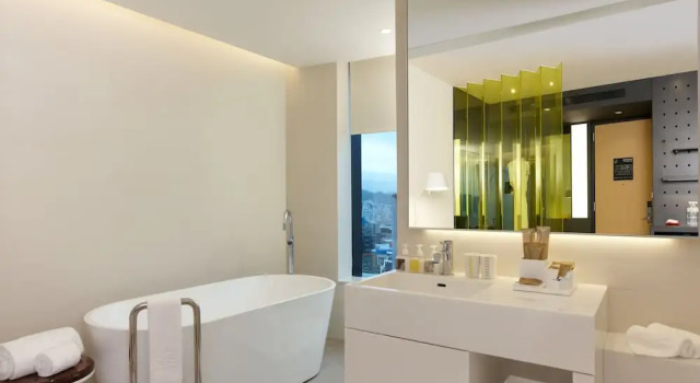 Номер Deluxe The Place Taipei