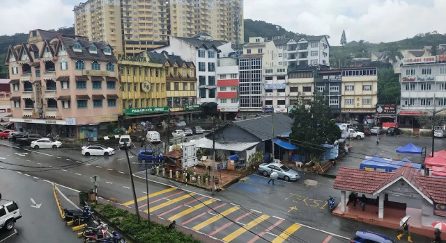 Двухместный номер Deluxe с балконом и с видом на город Hong Kong Hotel