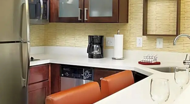 Четырёхместный люкс с 2 комнатами Residence Inn by Marriott Columbus Dublin