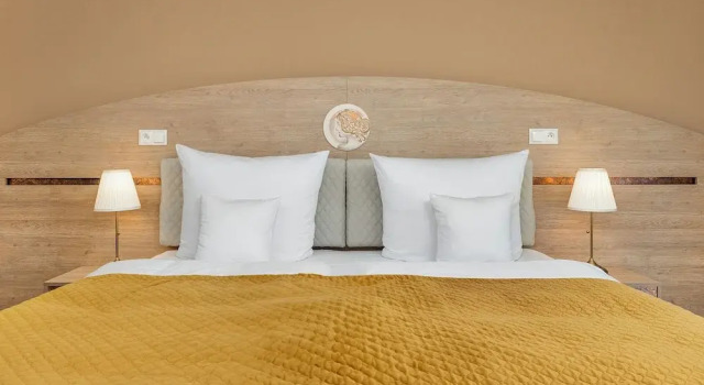 Двухместный номер Standard с балконом и с видом на сад Hotel Juvena Wellness & SPA