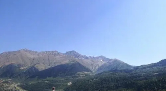Ruso and Robi Apartment, Prenota Appartamento Mestia Samegrelo Zemo-Svaneti
