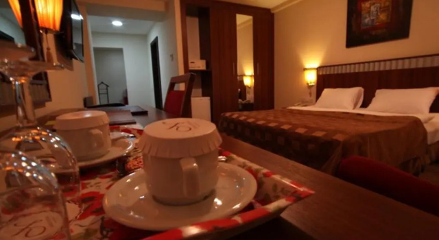 Suite Noble Hotel