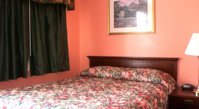 Pilgrim Inn & Cottages