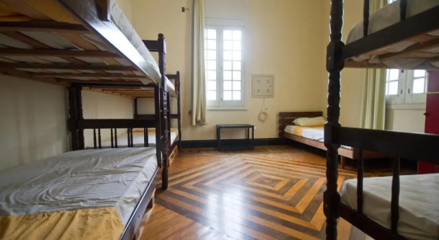 Кровать в общем номере Guanaaní Hostel