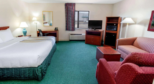 Двухместный номер Executive La Quinta Inn by Wyndham Wausau
