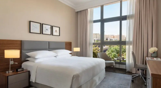 Marriott Executive Apartments Doha, Le Mirage City Walk