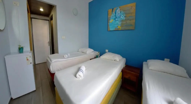 Трёхместный номер Standard Tiberias Hostel