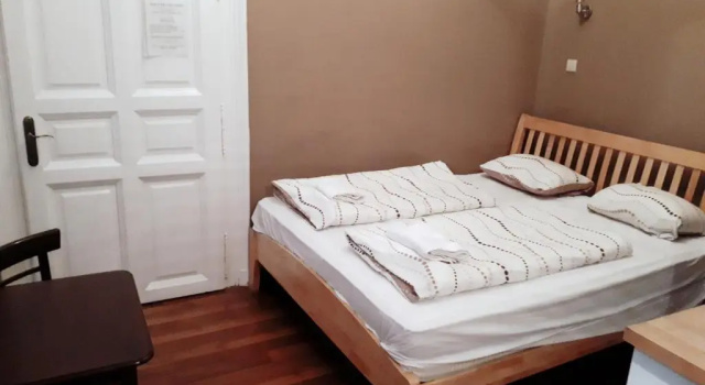Студия Market Square Apartment