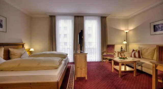 Полулюкс Hotel zum ERDINGER Weißbräu