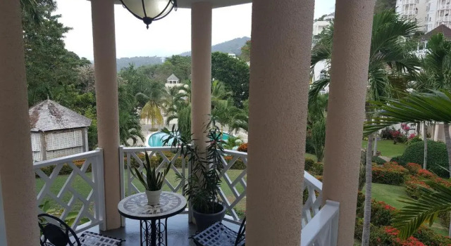 Апартаменты Ivory Tower Ocho Rios