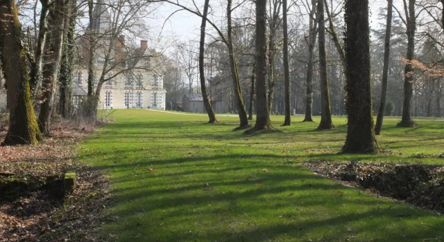 Апартаменты Domaine de Croix en Sologne