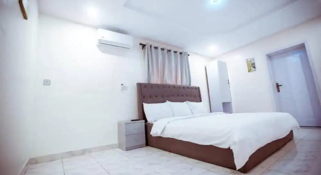 Immaculate 1-bed Apartment in Lagos