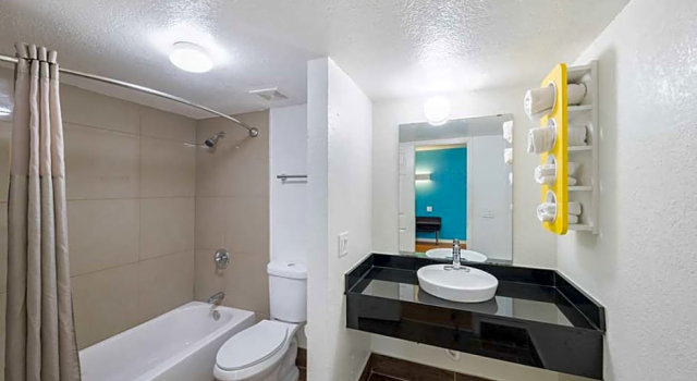 Двухместный люкс Motel 6-Grand Prairie, TX - Interstate 30
