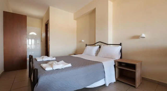 Номер Standard Socrates Hotel