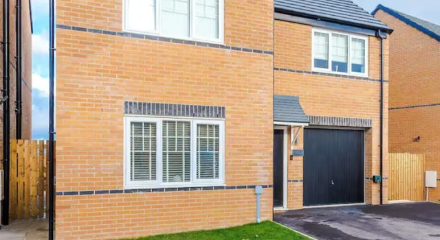 Spacious 4BR Family Home in Cullingworth Near Haworth Skipton