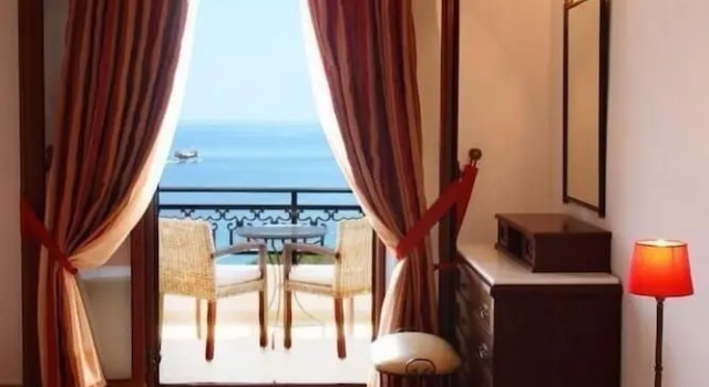 Двухместный номер Standard с балконом и с видом на море Kekrifalia Hotel