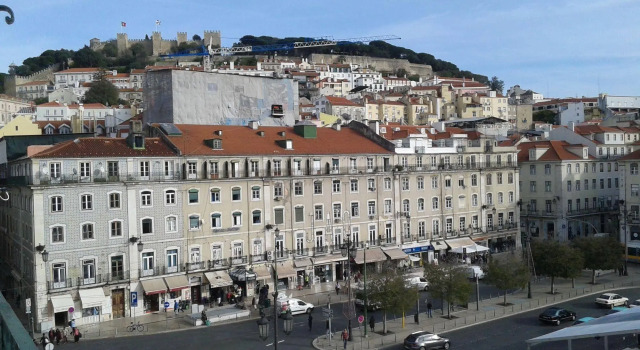 Pensão Beira Minho, Забронировать Гостевой дом Лиссабон Эстремадура, рядом с Lisboa Story Centre