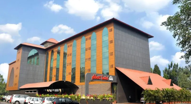 Полулюкс Abbott Hotel