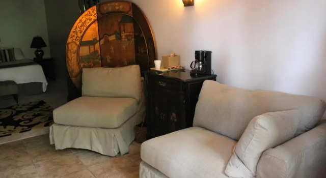 Одноместный номер Standard Brydan Suites