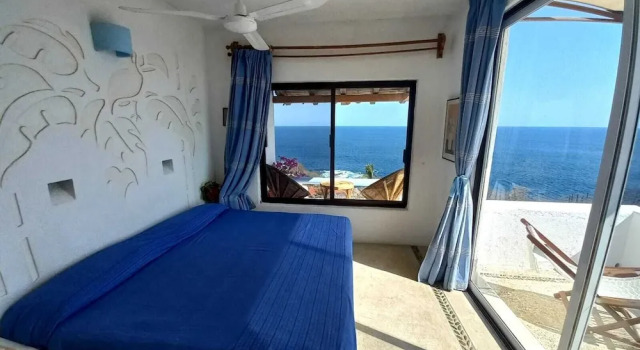 Люкс с балконом Villa Mykonos