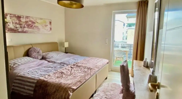 Апартаменты Comfort с 4 комнатами FHS ApartHotel