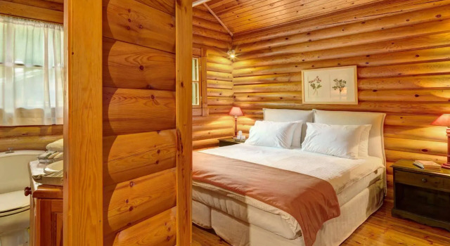 Elatos Resort & Health Club, Rezervați Stațiune Hoteluri în Itea cu parcare, Parcare