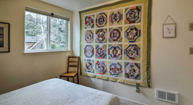 Коттедж с 2 комнатами Charming Rockaway Beach House, Walk to Ocean