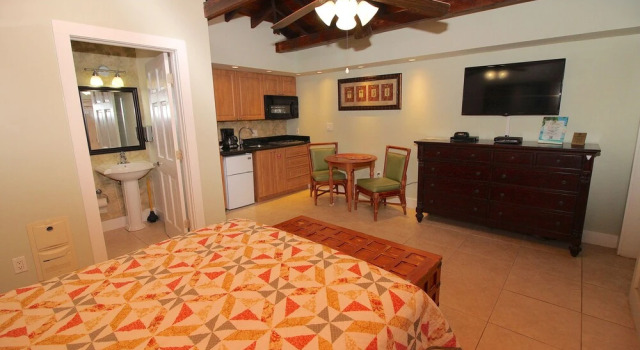 Студия Premium Coconut Mallory Resort and Marina