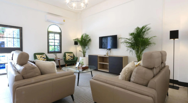 Neveu Premier Residence : Ratchada, Забронировать Гостевой дом Гостевые дома Хуайкхванг, Гостевой дом