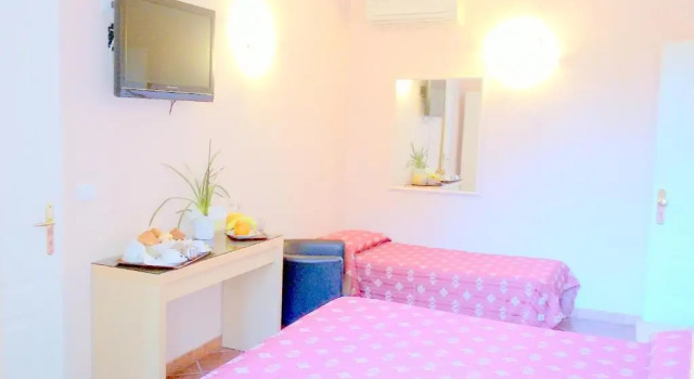 Трёхместный номер Comfort Hotel Rita Major
