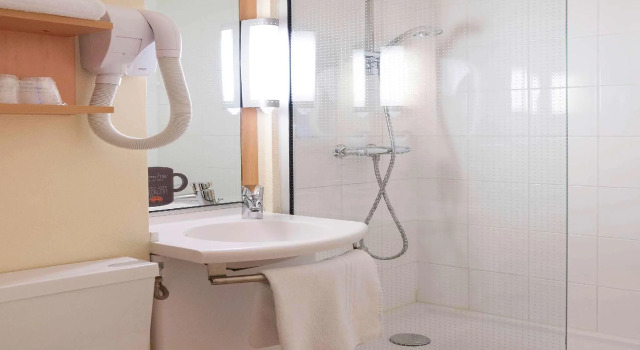 Двухместный номер Standard ibis Moulins
