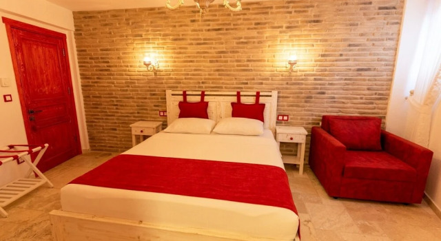 Ekonomiczny dwuosobowy pokój Neo Hotel Bozcaada