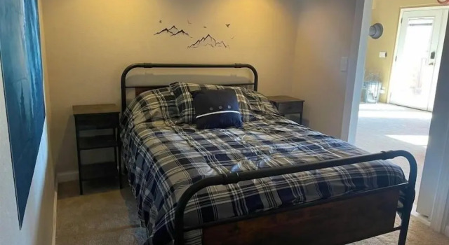 Hidden Views B 3 Bedroom Duplex by Redawning, Book Hotel Sherwood Forest USA