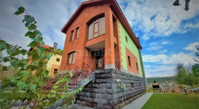 Монтенегро - вилла с 5 спальнями в Цахкадзоре, Prenota Hotel Tsaghkadzor Kotayk region