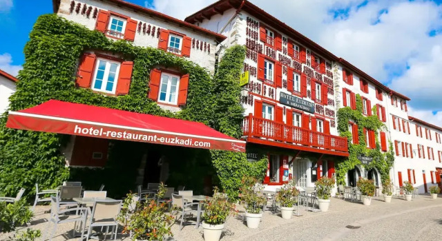 Hôtel Euzkadi, Забронировать Отель Эспелет French Basque Country