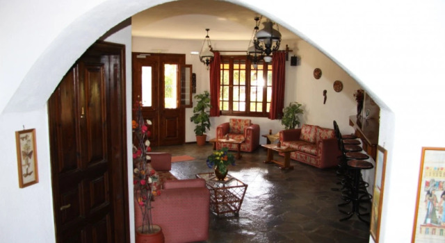 Chrys Mary, Rezervasyon Otel Iraion Yunanistan