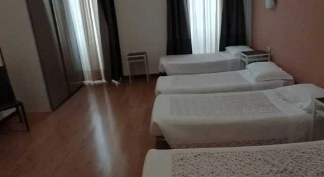 Четырёхместный номер Classic c 1 комнатой Alabarda Hotel