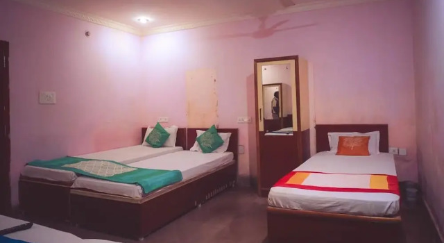 OYO 49639 Nirmala Residency