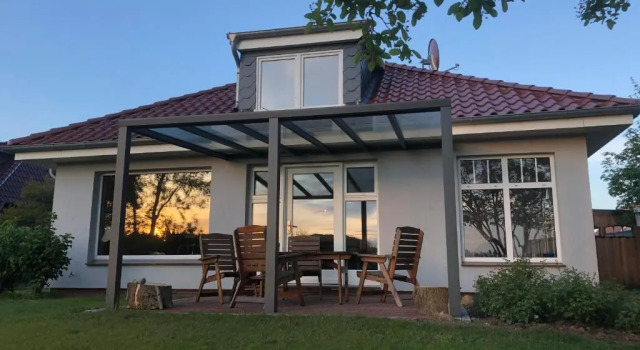 Коттедж Ferienhaus zum Medemufer