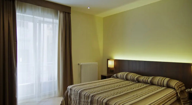 Deluxe Doppel Zimmer 1 Schlafzimmer mit Balkon und mit Stadtblick BB 10 Serpotta & Restaurant