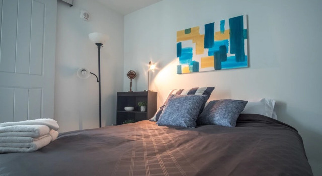 Chic Apartments Across from Riverwalk, Rezerwuj Apartament Hotele w Milwaukee z parkingiem, w pobliżu Marcus Center, Parking