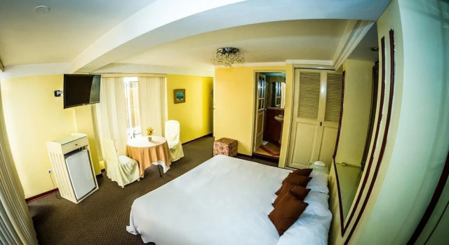Полулюкс Gran Bolivar Hotel - Trujillo, Perú