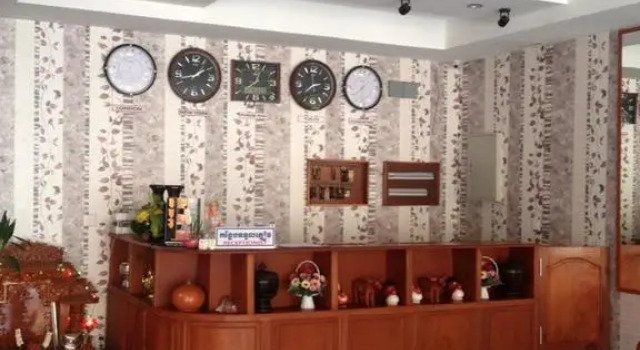 Tith Hour Guesthouse, Buchen Sie Pension Hotels in Kandal mit Parkplatz, Parkplätze