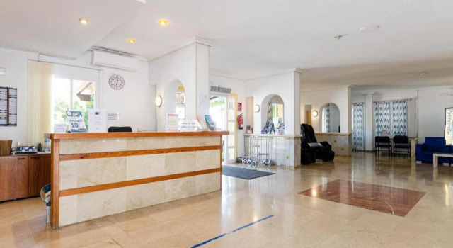 Mariner Club Apartments