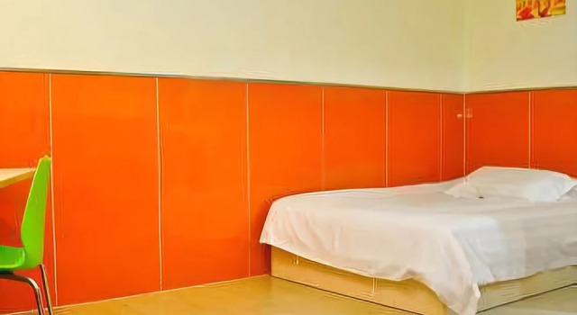 99 Hotel