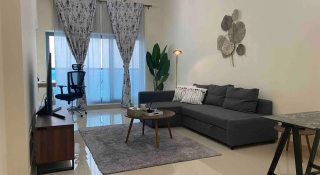 Luxurious 1-Bedroom Rental with Golf Course view