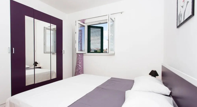 Holiday House Nino With Private Pool, Buchen Sie Ferienhaus Hotels in Gespanschaft Split-Dalmatien mit Pool, Schwimmbad
