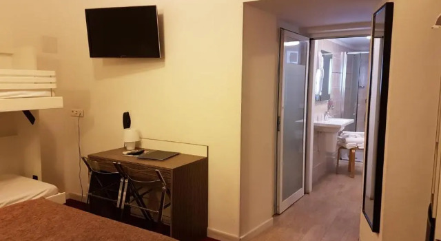 Номер Comfort Hôtel Napoléon