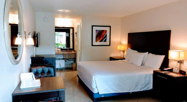 Двухместный номер Standard Red Carpet Inn Airport Fort Lauderdale